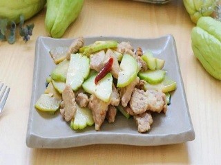 佛手瓜炒瘦肉片怎么做