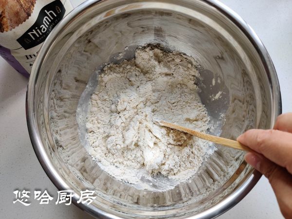 紫薯魔法三角软欧包