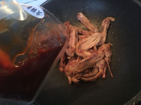 对味酱鸭#食光社干锅鸭#