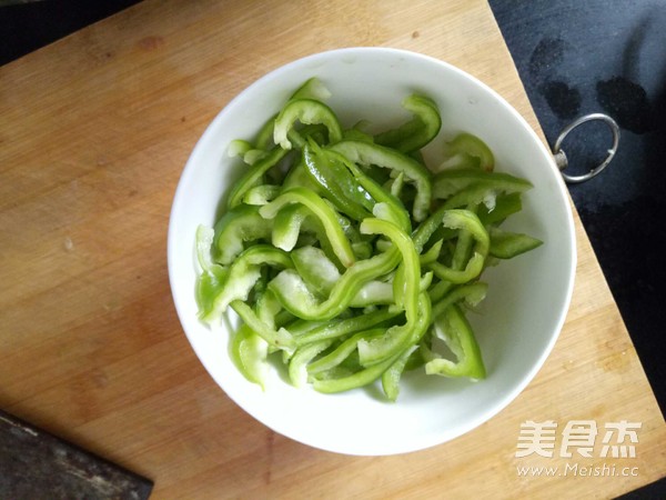 菜椒炒土豆丝