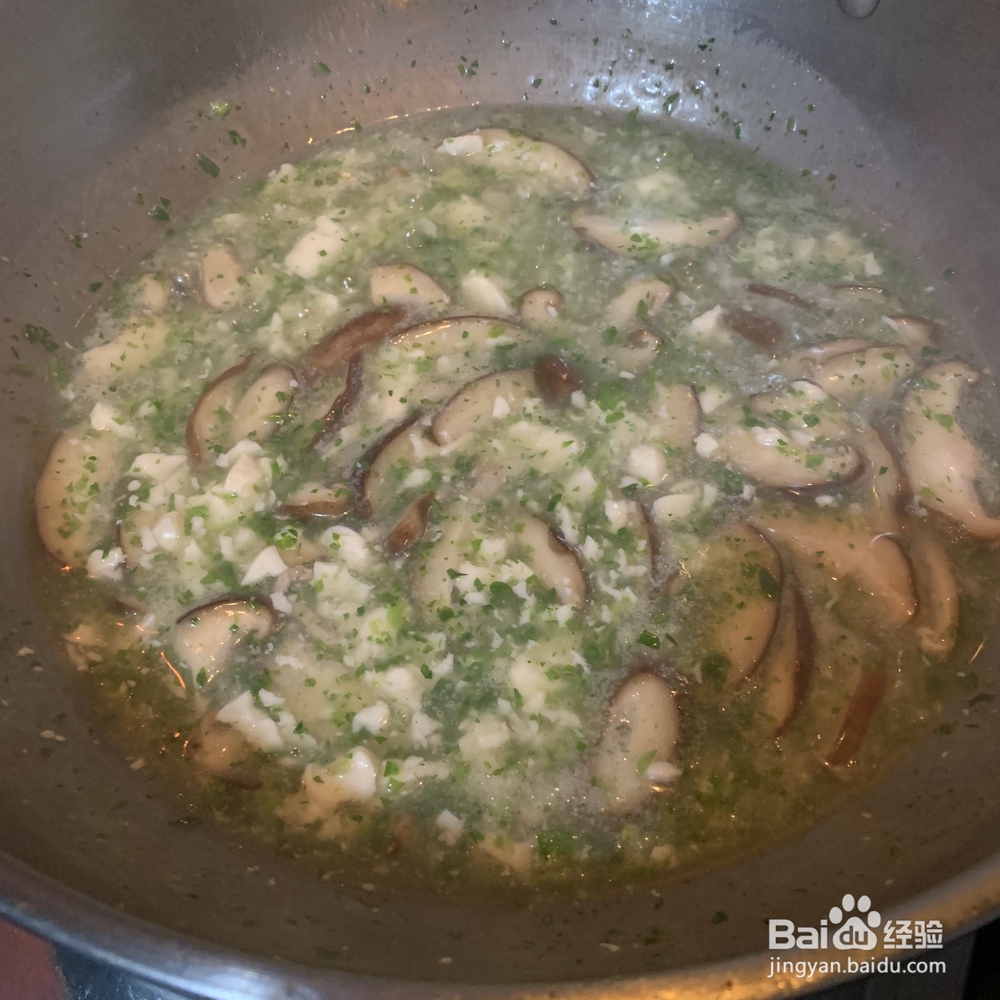 一个人做荠菜豆腐羹