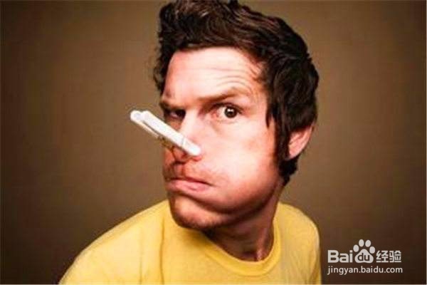 如何快速的止住鼻血