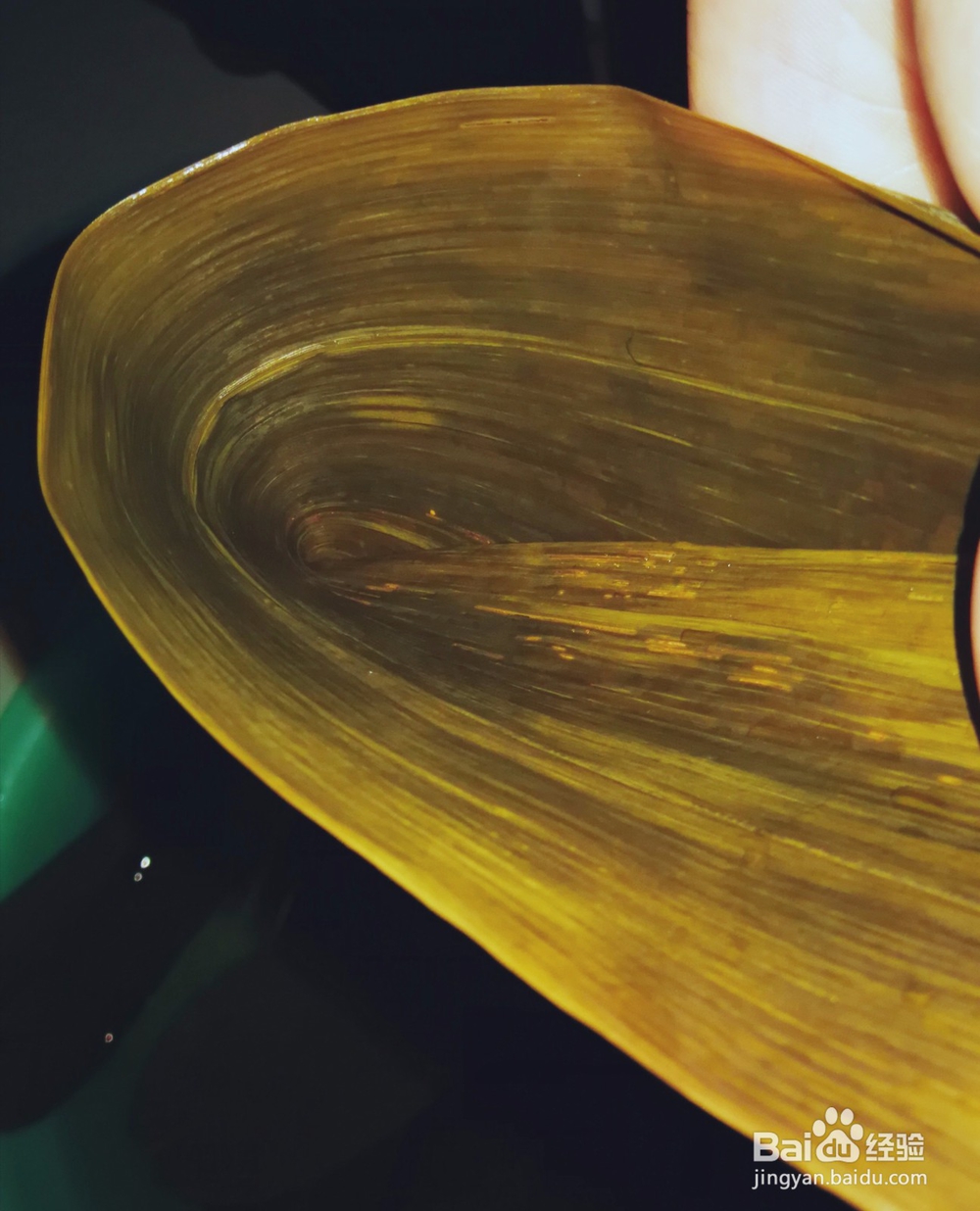 五香肉粽子和豌豆花生糯米粽子