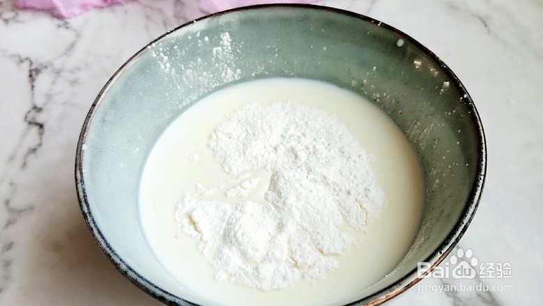 颜值爆表的美食-火龙果牛奶小方