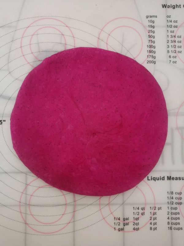 火龙果椰蓉面包