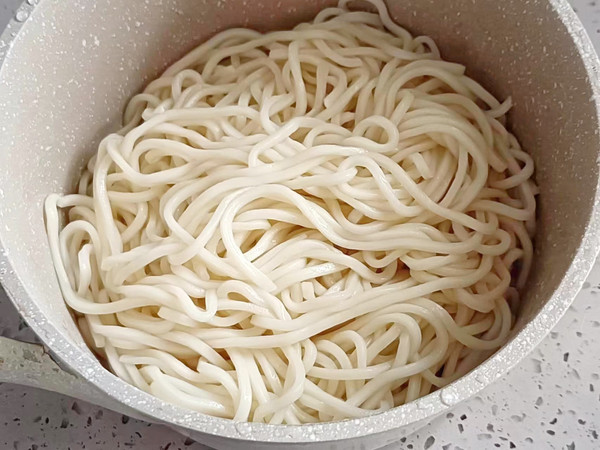 酸辣爽口凉拌面