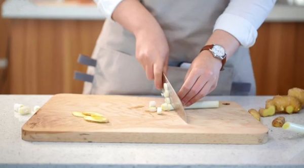 冬虫夏草芋头扣肉