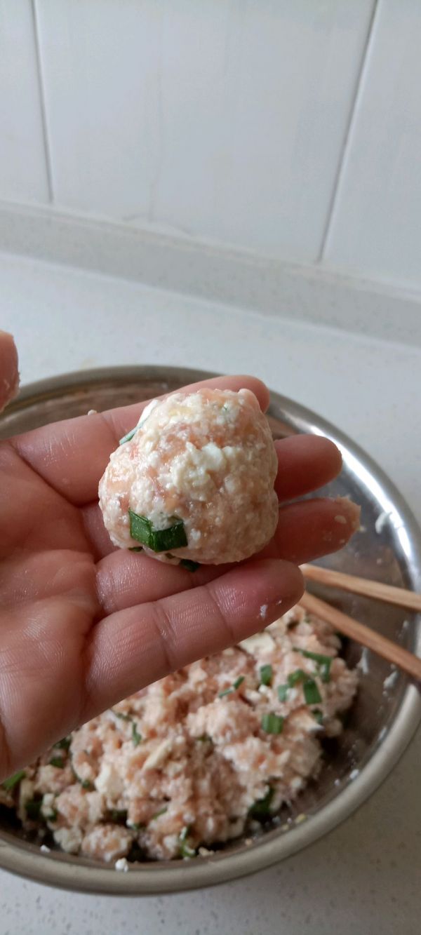 豆腐肉丸子冬瓜汤