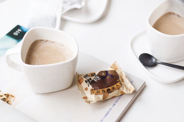 阿萨姆桂圆红枣姜糖奶茶