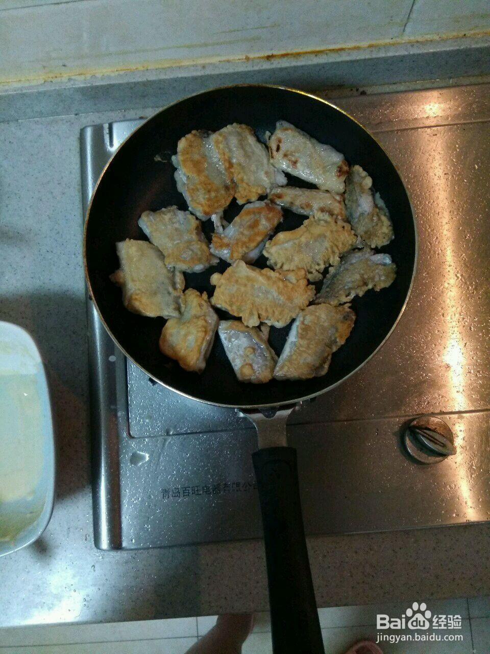挂糊煎带鱼的做法