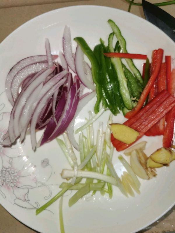 小炒扇贝肉鱿鱼丝