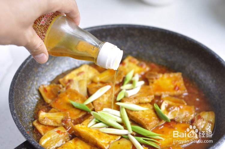 五花肉焖煎豆腐(好吃)