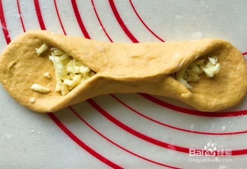 胡萝卜拉丝芝士餐包是怎么做的？家常教程