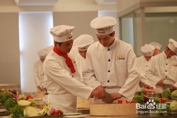 如何做强做大中职学校烹饪专业