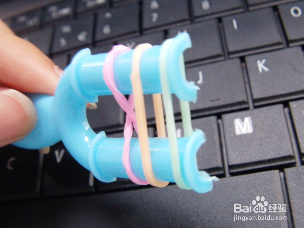 用橡皮筋编的手链哦（双花式）快来学吧