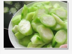 家常丝瓜炒蛋做法