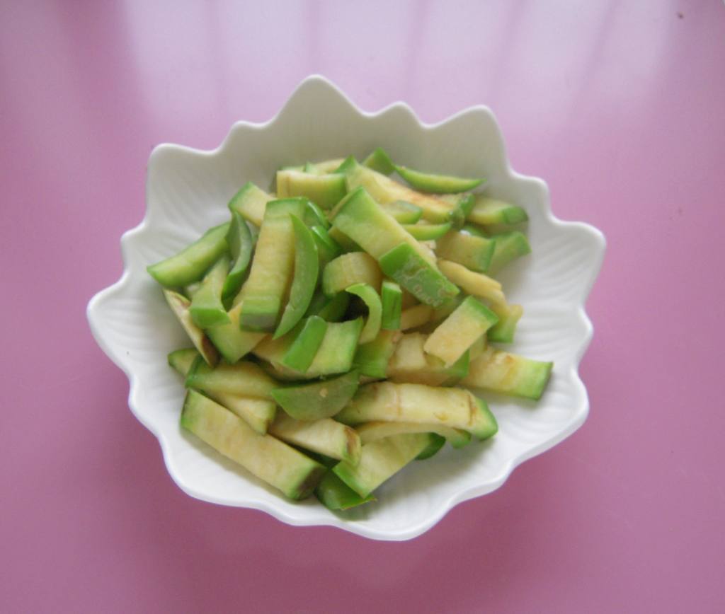 酱爆茄子最简单的做法，快来学学吧！