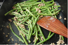 怎样制作肉末炒豆角