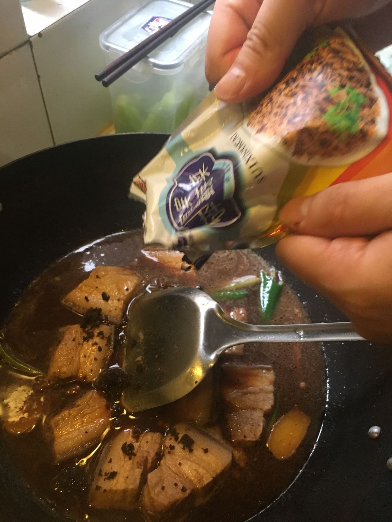 看着都让人流口水的东坡肉你会做吗