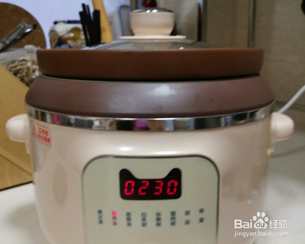 好吃不腻的银耳莲子羹