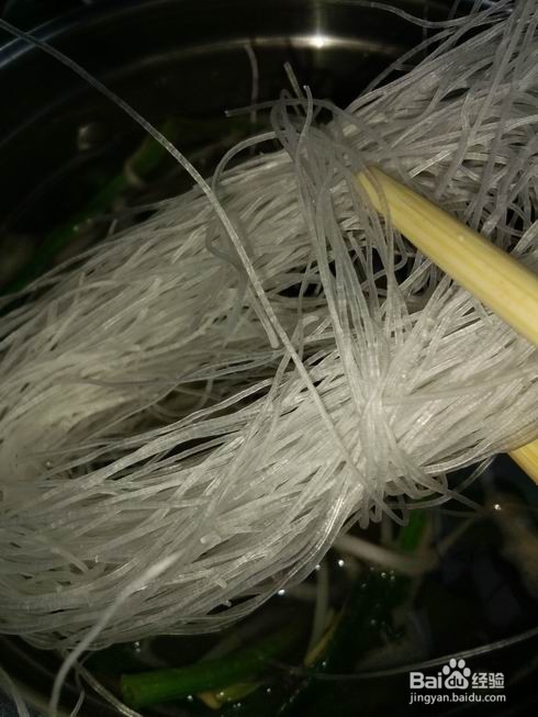 鱼肉卷菠菜豆芽干拌粉丝