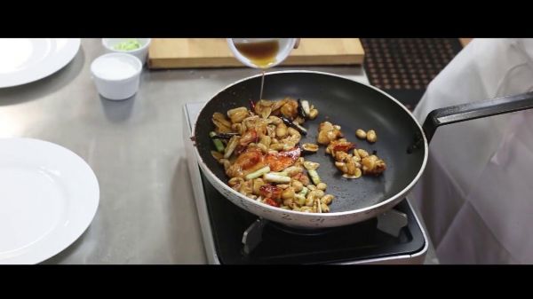 宫保加拿大龙虾丁