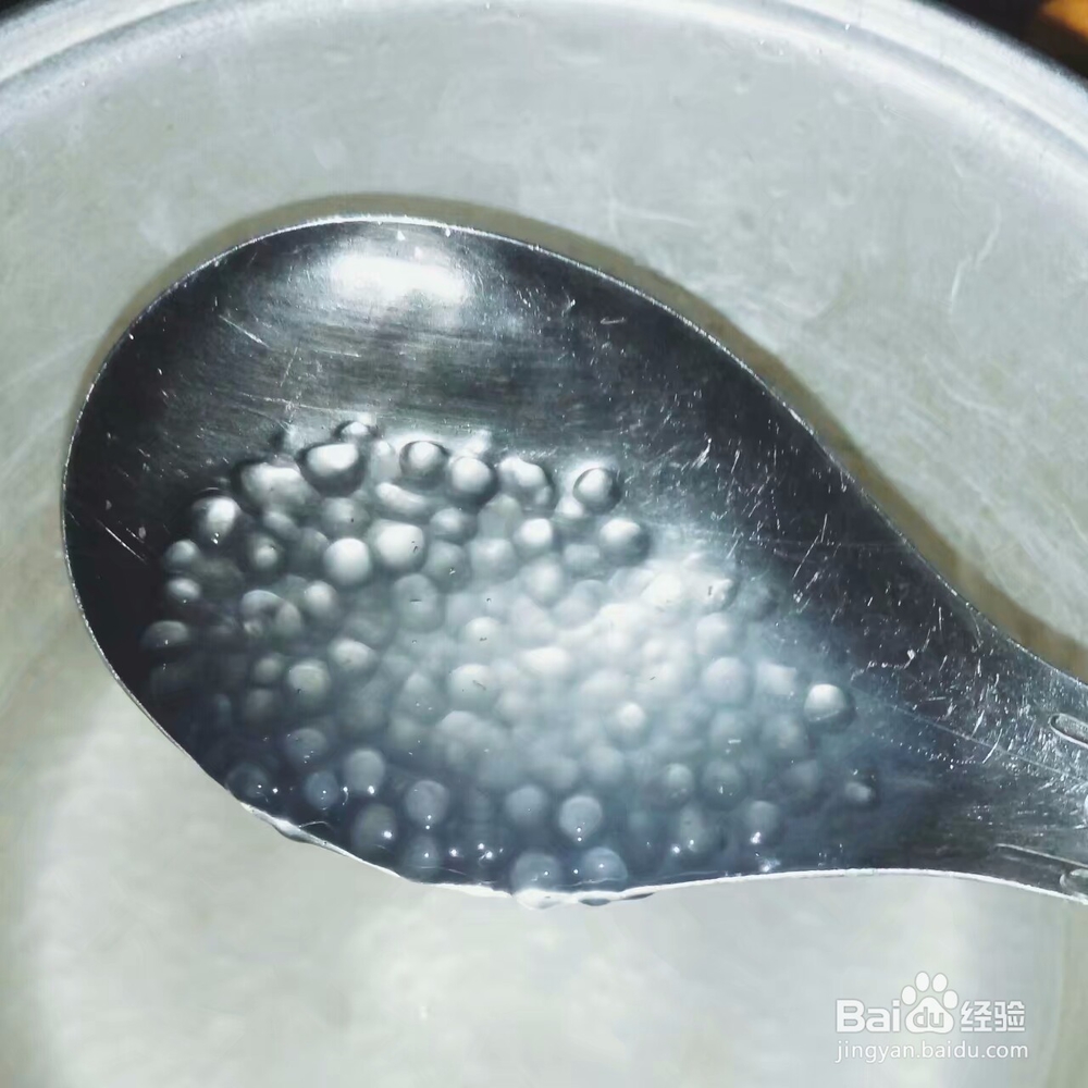 如何亲自动手做牛奶水果西米露