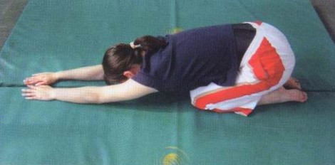 倒立减肥瑜伽狂瘦大腿