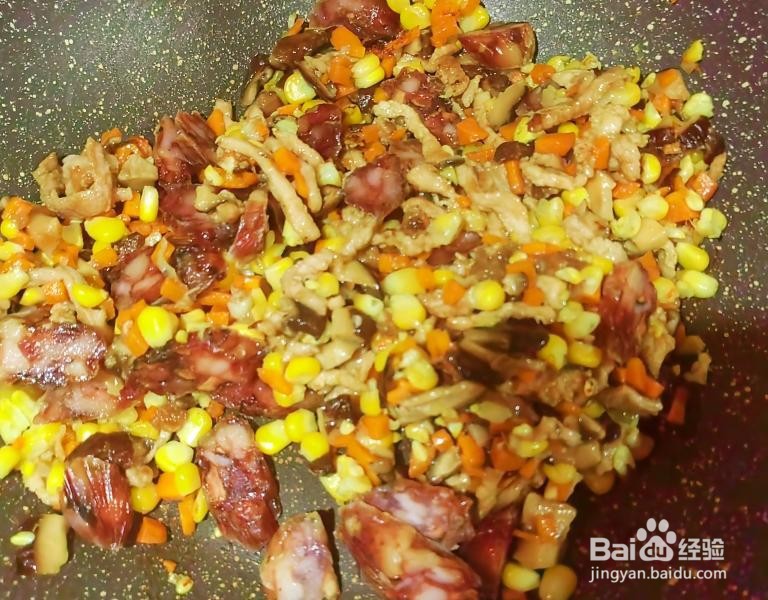 怎么做腊肠杂粮竹筒饭？