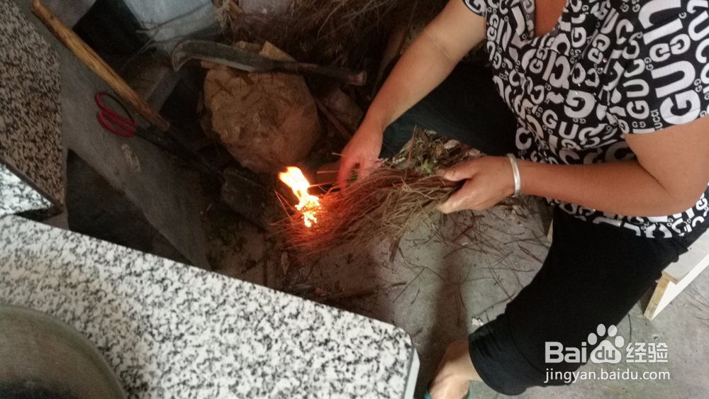 乡村清炒南瓜叶的方法。