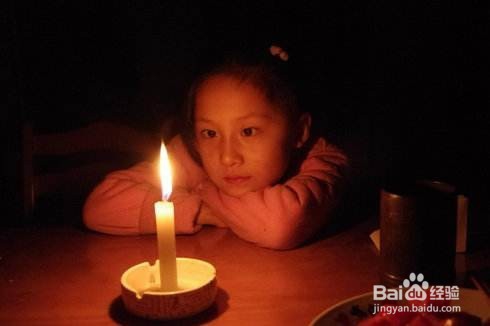 如何通过看烛光提高自己的注意力