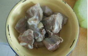 冬瓜排骨汤的做法