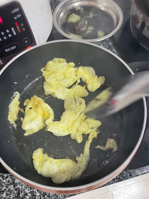 韭菜鸡蛋炒虾仁