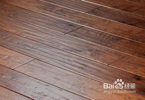 怎样搭配实木复合地板