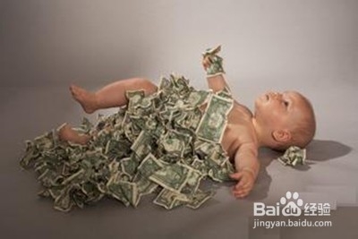 教育孩子乱花钱时,父母容易犯的几点错误