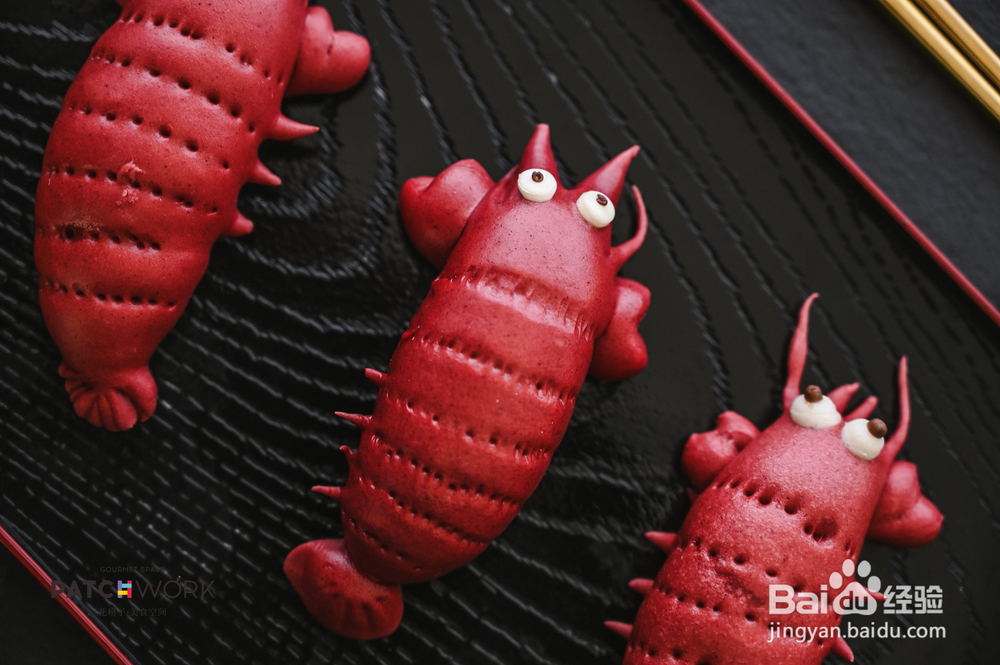 香气浓郁的卡通小龙虾馒头