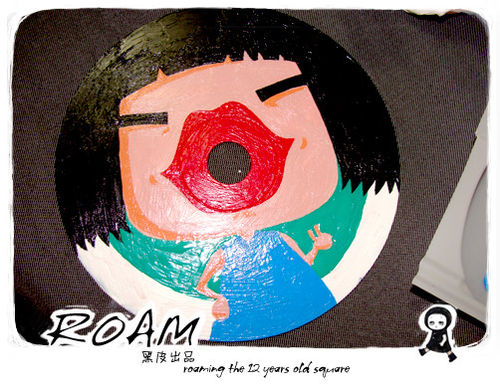 废旧光盘变精美挂钟