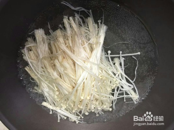 如何制作酸汤肥牛