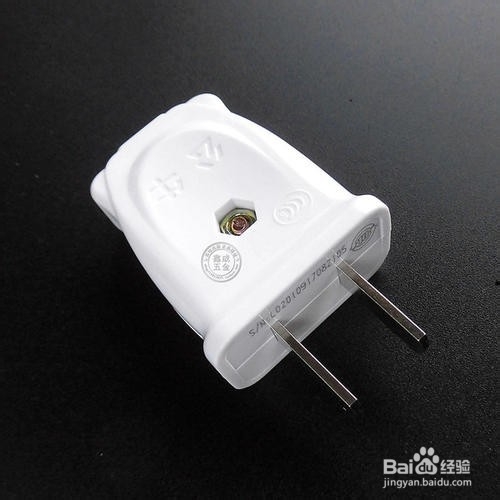 公牛装换插头怎么拆