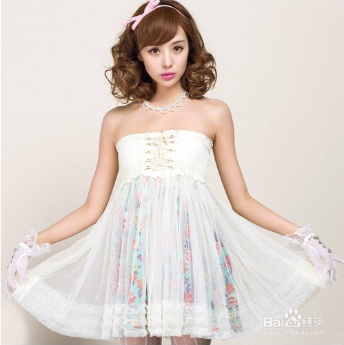 无袖款的衣服怎样穿更有魅力