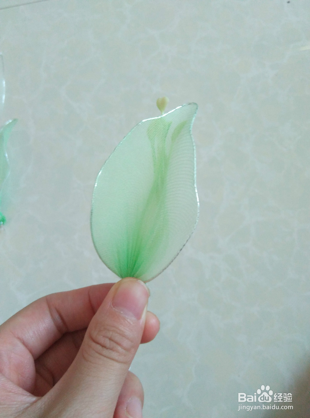 DIY丝网百合花