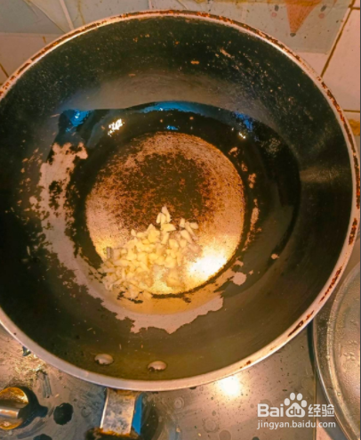 家常菜：鲮鱼油麦菜