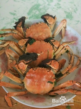 如何制作美味的蒸河蟹