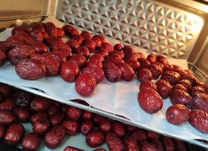 坚果奶枣的做法