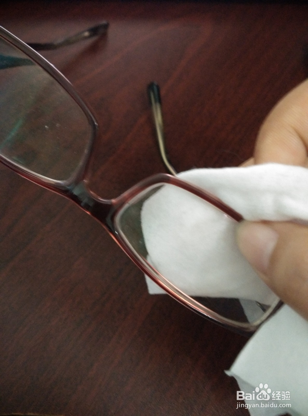 让湿纸巾物尽其用的小方法