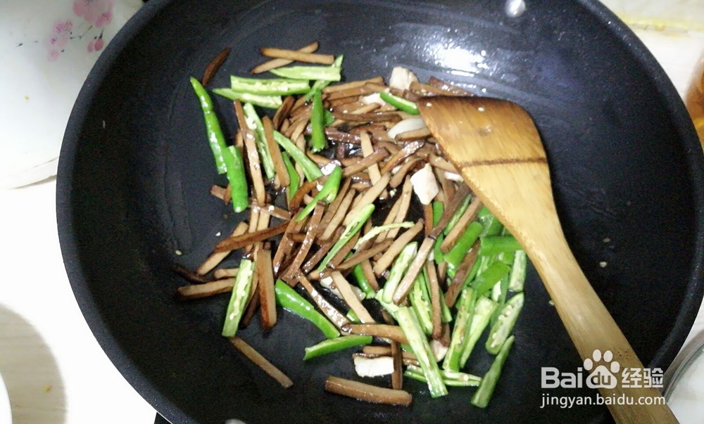 辣椒炒香干怎么做，我来教你吧！