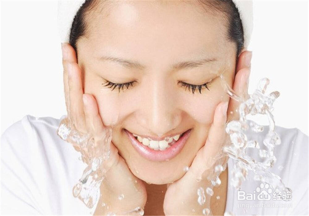 怎么改善油性皮肤？教你小妙招，瞬间恢复小清新