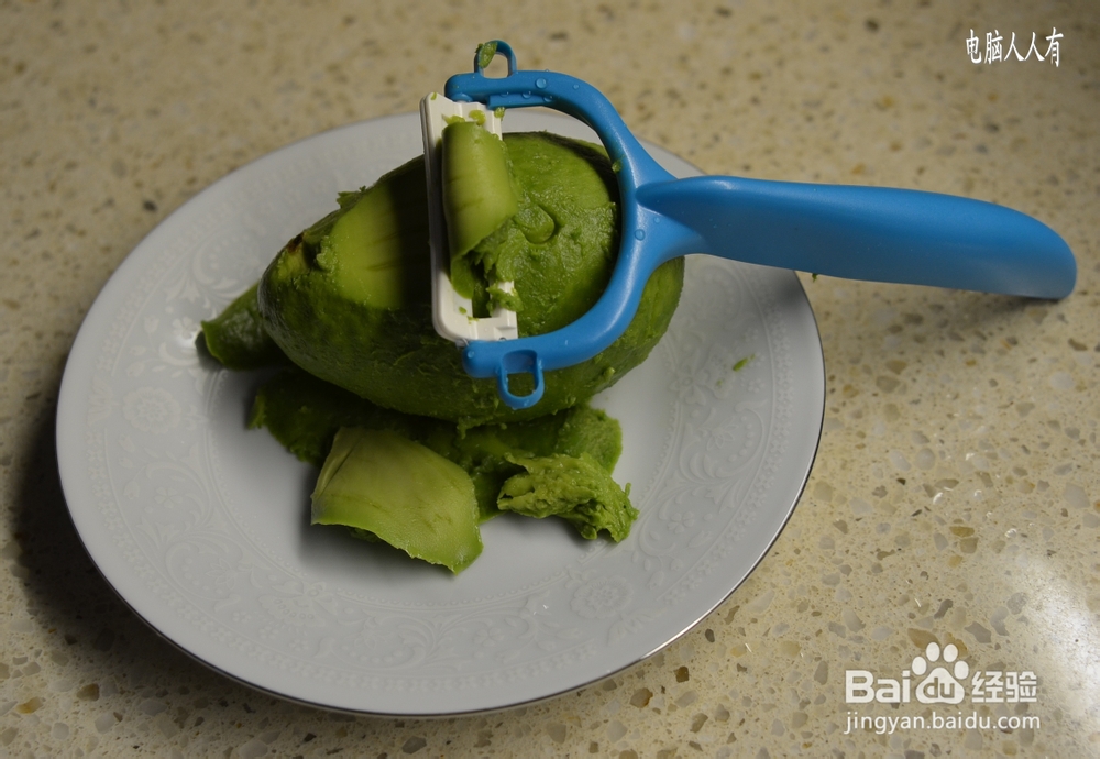 系列美食：[91]葱油蛋饼夹牛油果