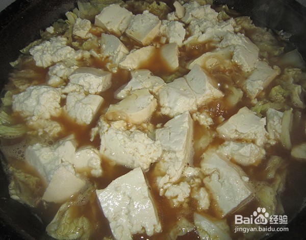 楞蹦鱼炖白菜豆腐的做法