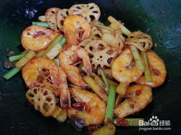 如何制作香辣干锅虾